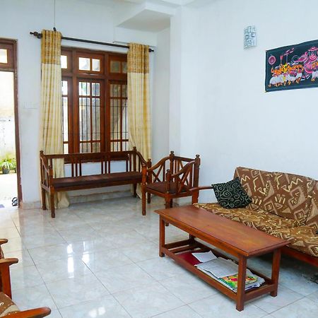 Nisansala Homestay Kandy Deiyannewela Exteriér fotografie