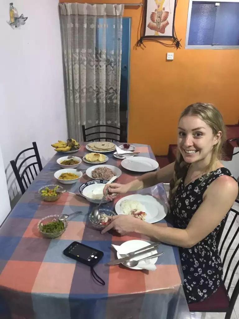 Nisansala Homestay Kandy Deiyannewela Exteriér fotografie