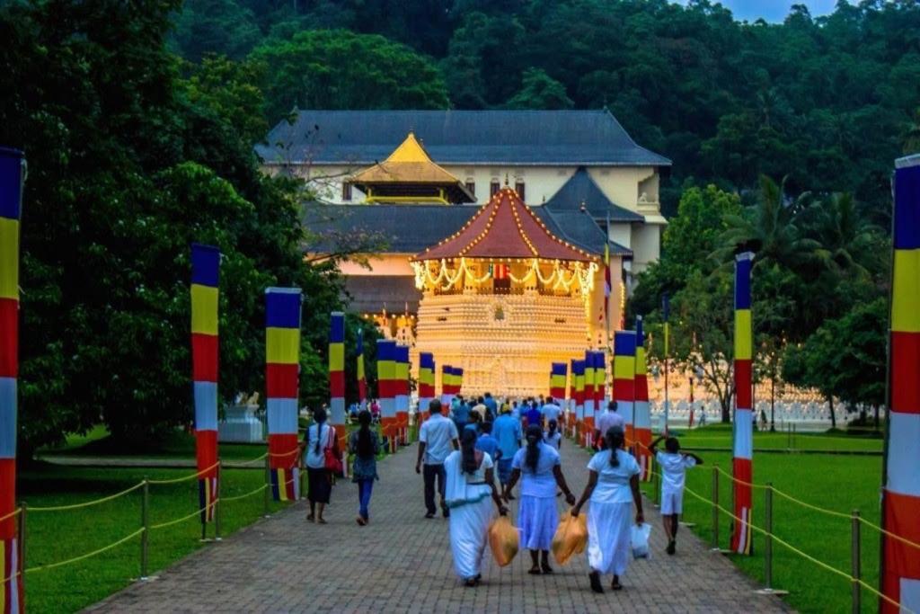 Nisansala Homestay Kandy Deiyannewela Exteriér fotografie